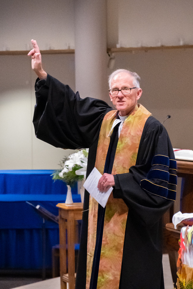 October 6, 2019:  Pastor Bob Keefer offers a blessing upon the congregation at the conclusion of the Worship service.